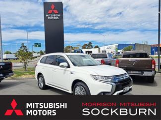 2019 Mitsubishi Outlander - Thumbnail