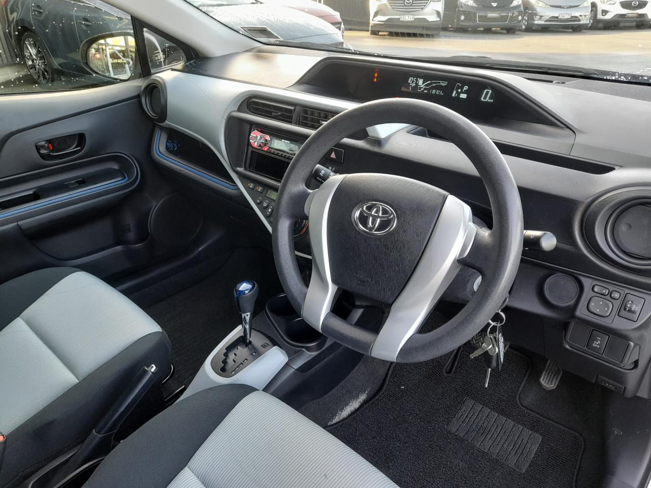 2014 Toyota AQUA