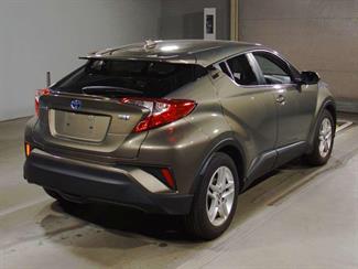 2021 Toyota C-HR - Thumbnail