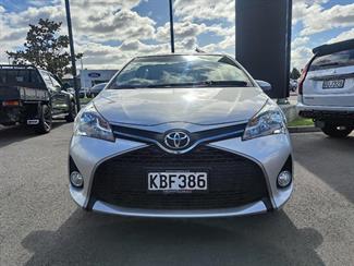 2016 Toyota Yaris - Thumbnail