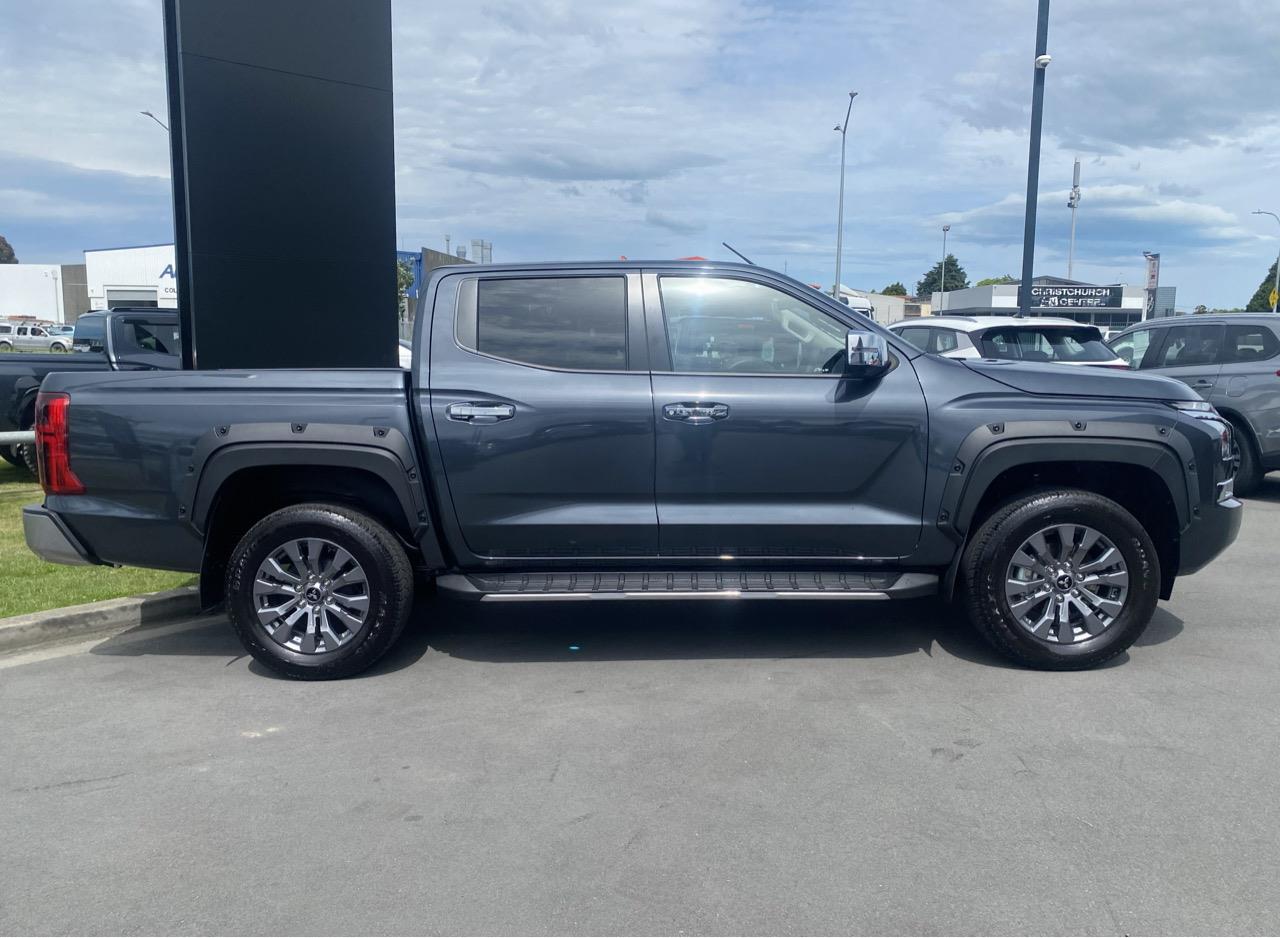 2024 Mitsubishi TRITON