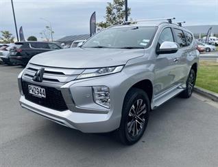 2023 Mitsubishi Pajero Sport - Thumbnail