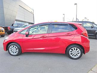 2017 Honda FIT - Thumbnail