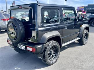 2021 Suzuki Jimny - Thumbnail