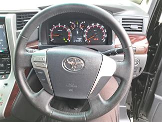 2014 Toyota VELLFIRE - Thumbnail