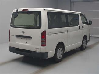 2020 Toyota Hiace - Thumbnail