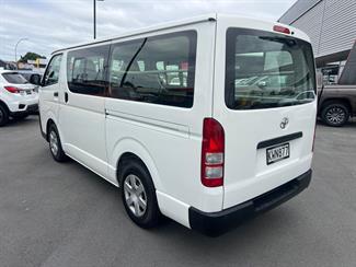 2017 Toyota Hiace - Thumbnail