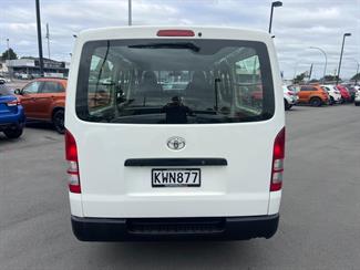 2017 Toyota Hiace - Thumbnail