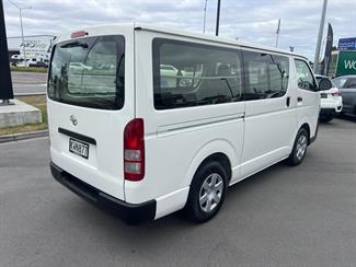 2017 Toyota Hiace - Thumbnail