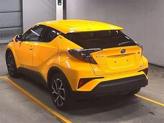 2017 Toyota C-HR - Thumbnail