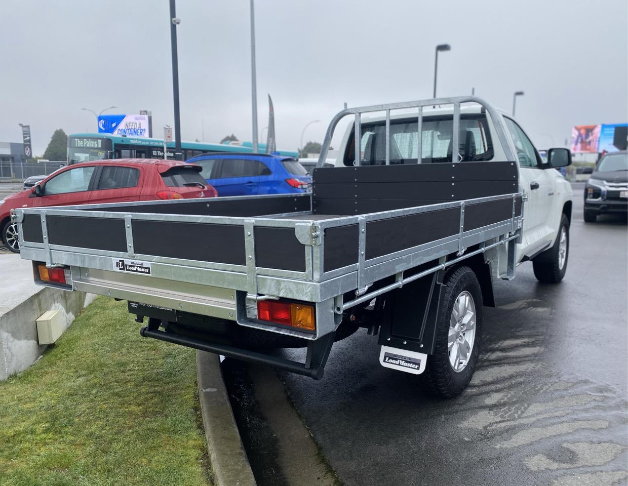 2025 Mitsubishi TRITON