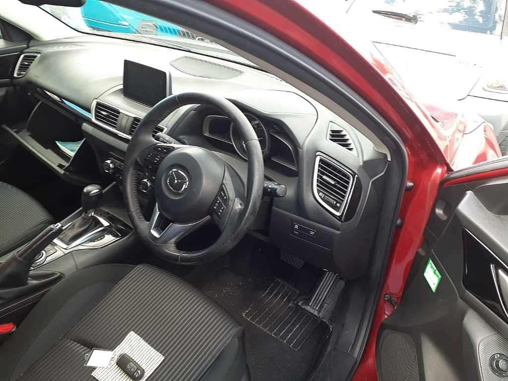 2014 Mazda Axela